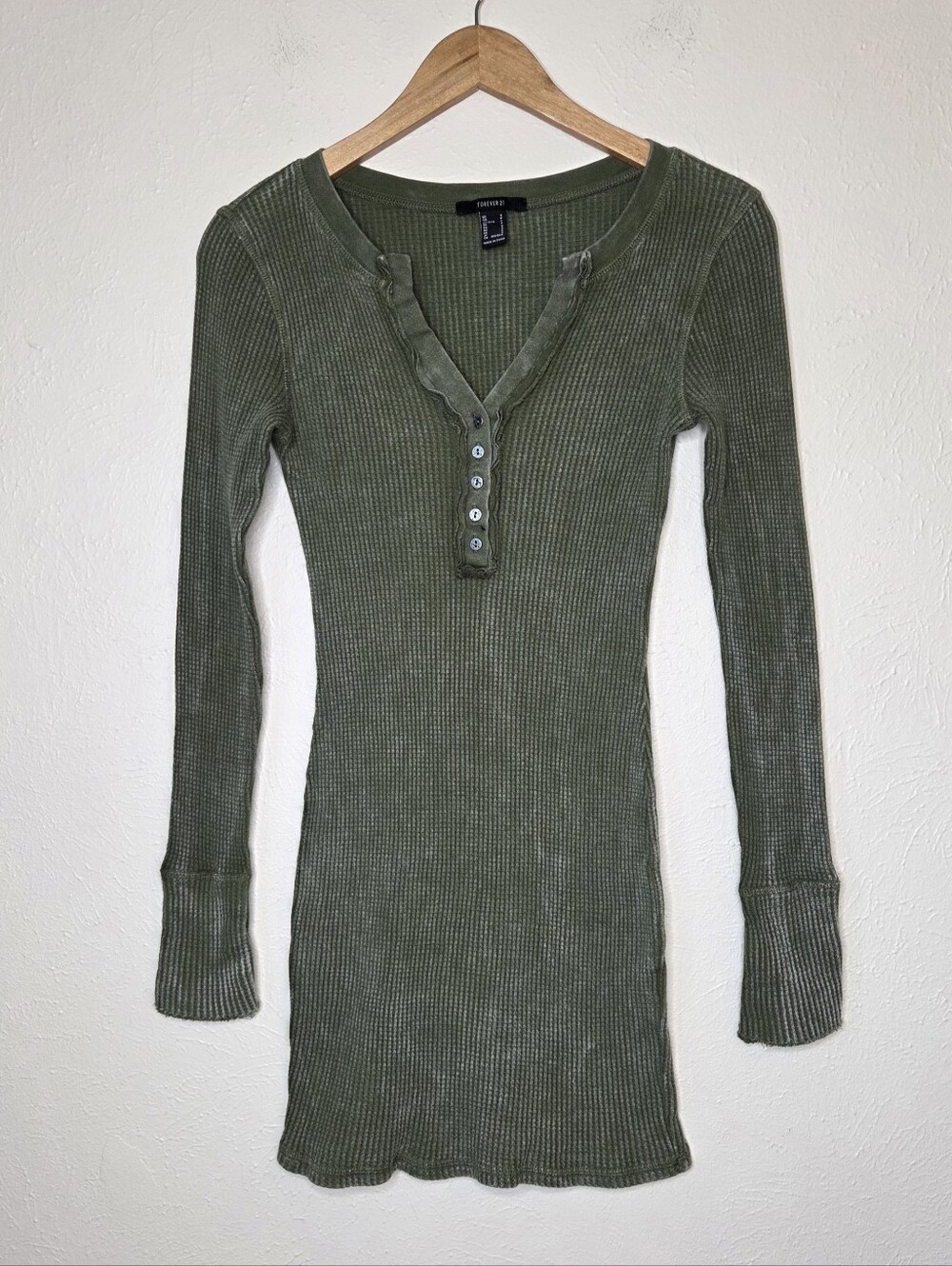 Forever 21 Olive Green Waffle Knit Henley Mini Dress Cool Fades Y2K Bodycon